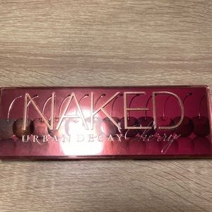Urban Decay Naked Cherry Eyeshadow Palette